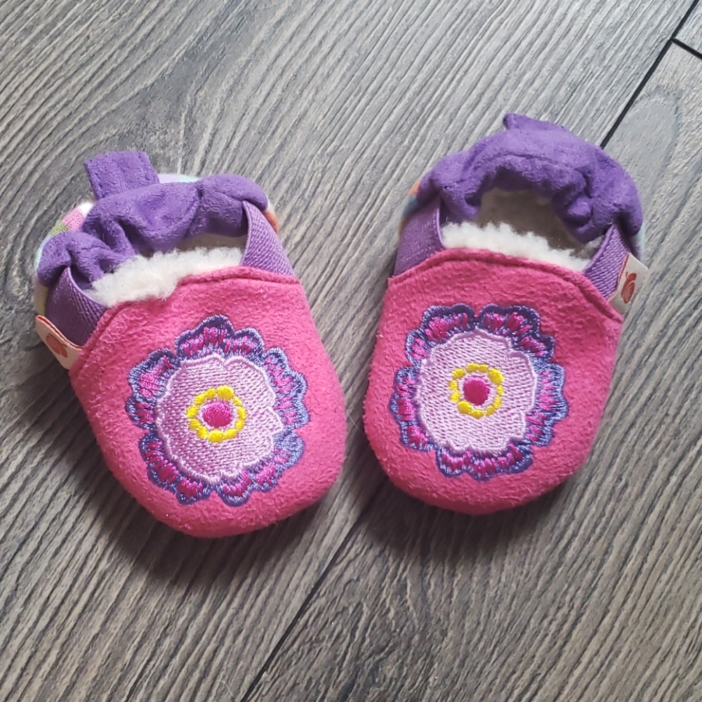 Baby Slippers - Picture 2 of 4